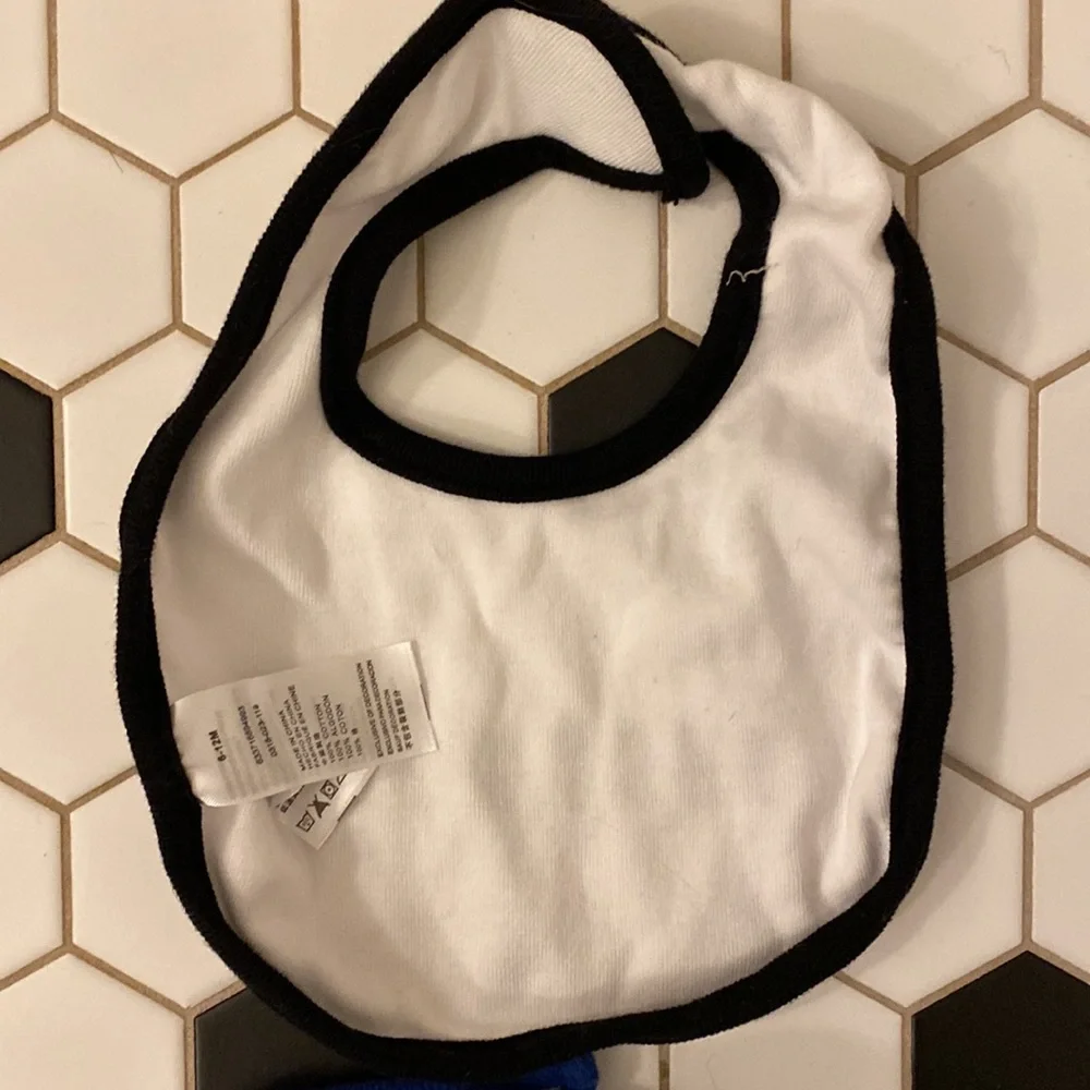 NIKE | SET OF 2 BIBS